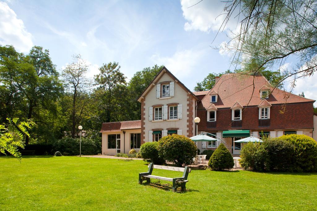 Hotel Le Troncais Saint-Bonnet-Tronçais Exteriér fotografie